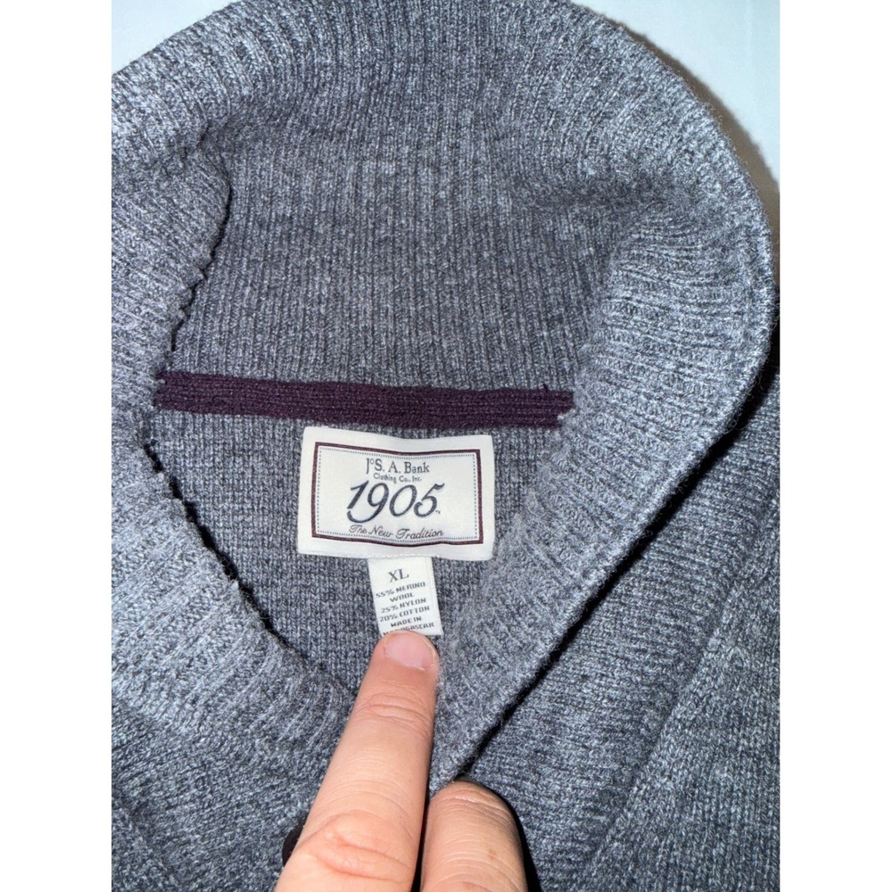 Jos. A. Bank 1905 Collection Mens XL Gray Merino Wool Shawl Collar Sweater - Picture 2 of 5